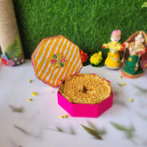 Ghewar Hamper 2 available online at SweeDesi